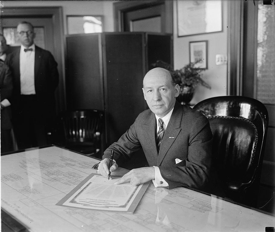 Brigadier General Frank Hines pictured at his desk in the Veterans Bureau headquarters in 1924. (Library of Congress)