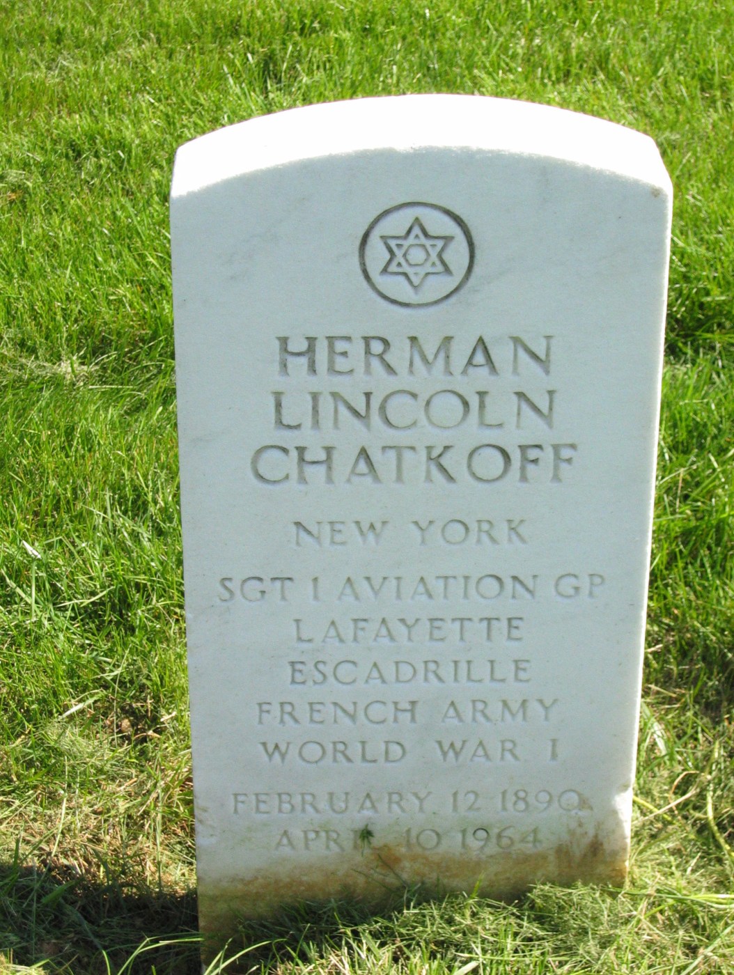 Headstone for Herman Chatkoff, who enlisted in the French Foreign Legion in 1914 and later became a pilot in a French squadron (but not the Lafayette Escadrille as the marker claims). Although he never served in the U.S. military, a 1920 Congressional Act allowed him to be buried in Baltimore National Cemetery. (findagrave.com)