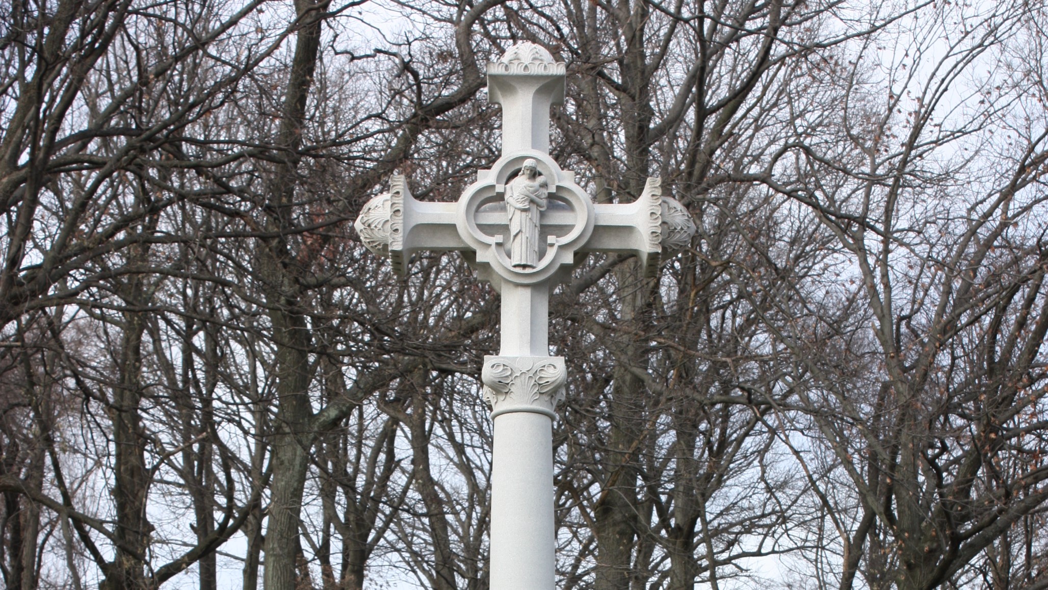 Read Object 78: French Cross at Brooklyn National Cemetery
