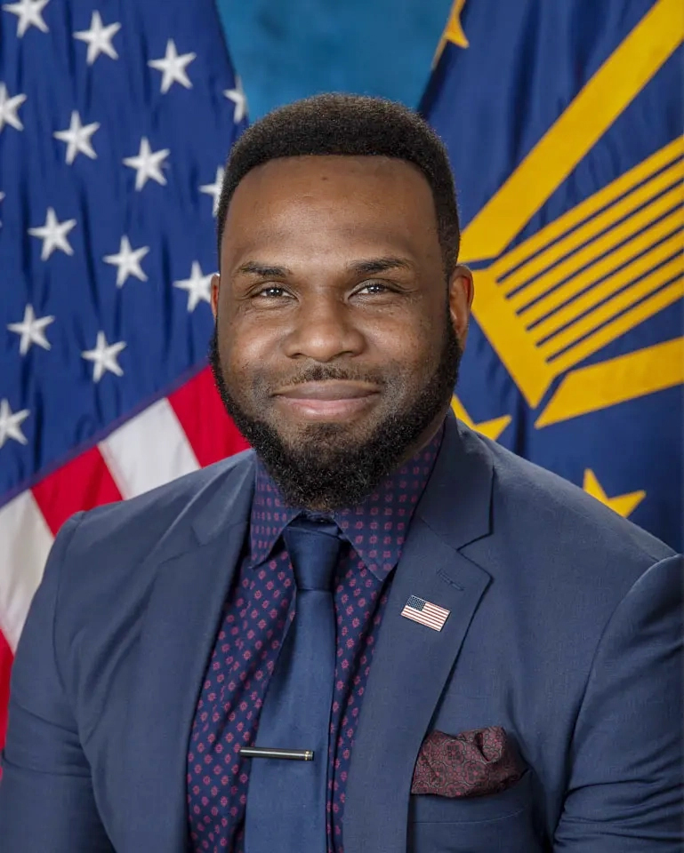 official portrait of terrence hays